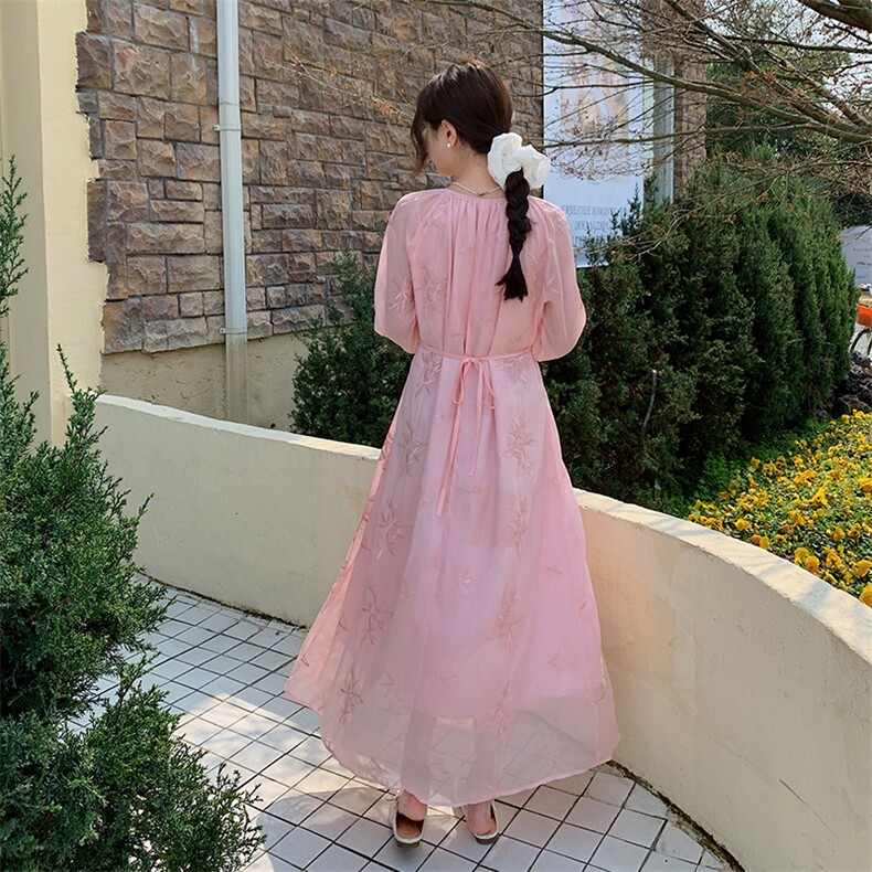 2025年春夏新款刺绣时尚粉色连衣裙b1-220-1015-p140-k210,女装连衣裙,浙宝220