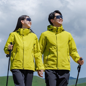 潮牌时尚户外运动真全热封三合一户外冲锋衣外套硬壳时尚男女同款,女上身胖穿衣搭配图片图片