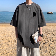深灰色
