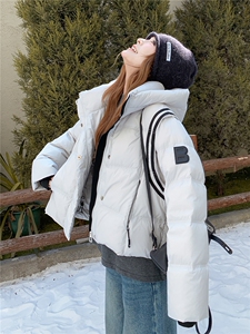 白色短款连帽羽绒服女2025冬季新款时尚学院风加厚保暖面包服外套图片