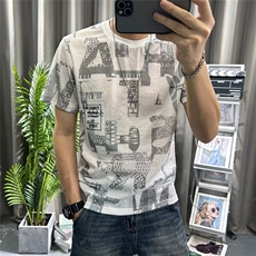 白色