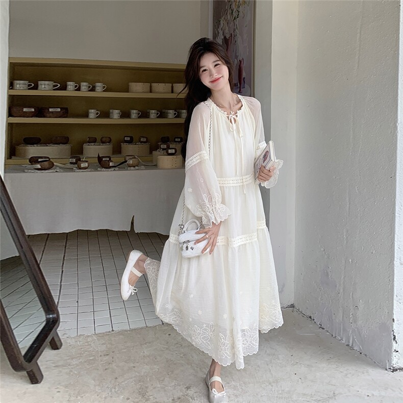法式优雅精致感连衣裙女2025秋季复古设计感减龄气质花边裙摆长裙,女装连衣裙,2C201