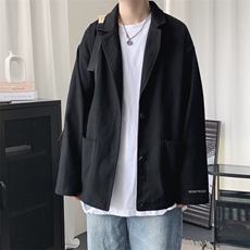 黑色