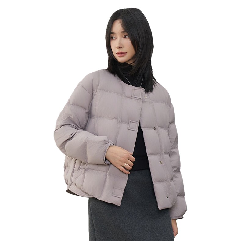 现货2025年新款90白鸭绒休闲圆领时尚羽绒服女,女装羽绒服,阳光伊恋