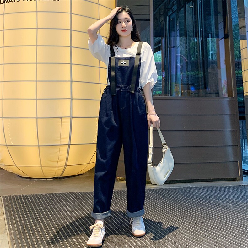 2022夏季时尚背带裤女薄款显瘦白搭两件套圆领短袖上衣韩版牛仔裤,女装牛仔裤,梦懿尔