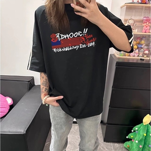 抖音得物高品质二开240克宽松纯棉美式潮牌三条杠织带短袖T恤图片