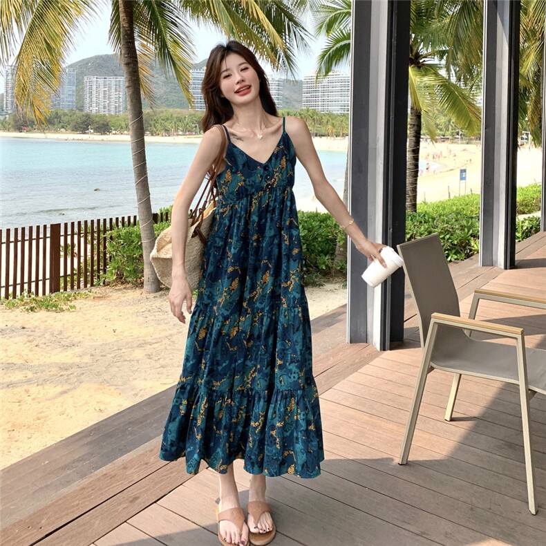 法式复古印花吊带连衣裙女2025夏季新款独特漂亮海边度假沙滩长裙,女装连衣裙,2C032
