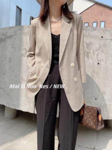 西装上新，女装西装，麦缇诺