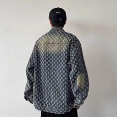 黄泥色