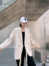 西装外套，女装西装，卡薇尔