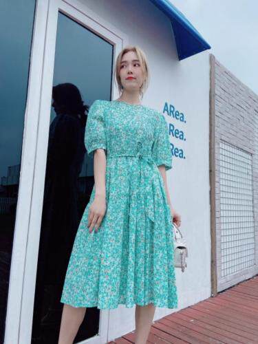 夏季新款连衣裙，女装连衣裙，依岸