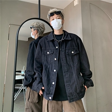黑灰色