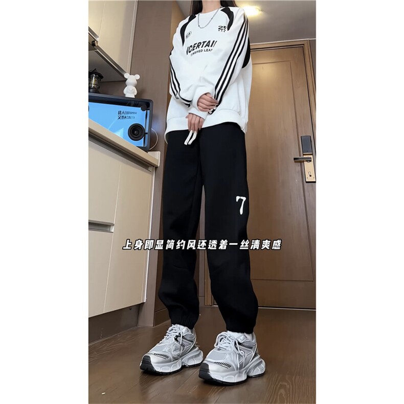 xz116-k1087-p40-控58 新款宽松拼接束脚休闲裤图片