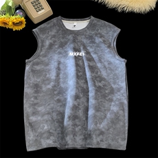 深灰色