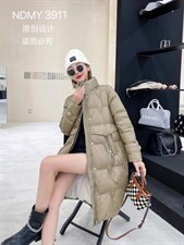 90白鸭绒长款羽绒服，女装羽绒服，尼帝曼依