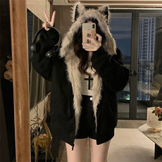 黑色