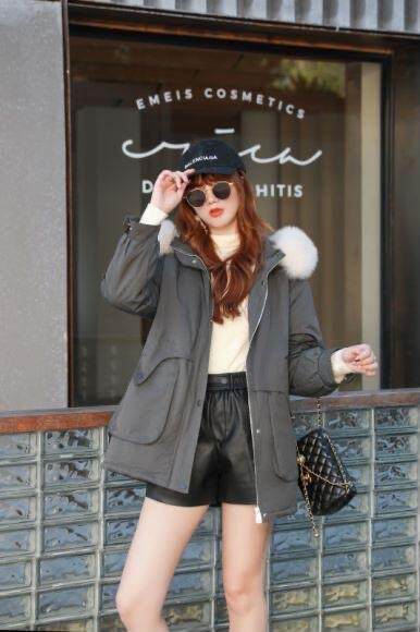 羽绒棉服派克服中长款配大毛领，女装棉衣/棉服，凯宝莉