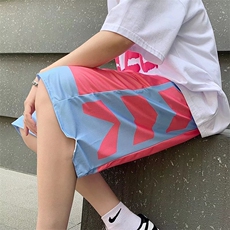 粉红色