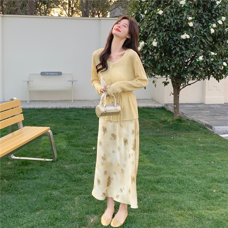 法式温柔风针织开衫印花半身裙两件套女春夏气质氛围感穿搭A字裙,女装套装/套裙,维壹