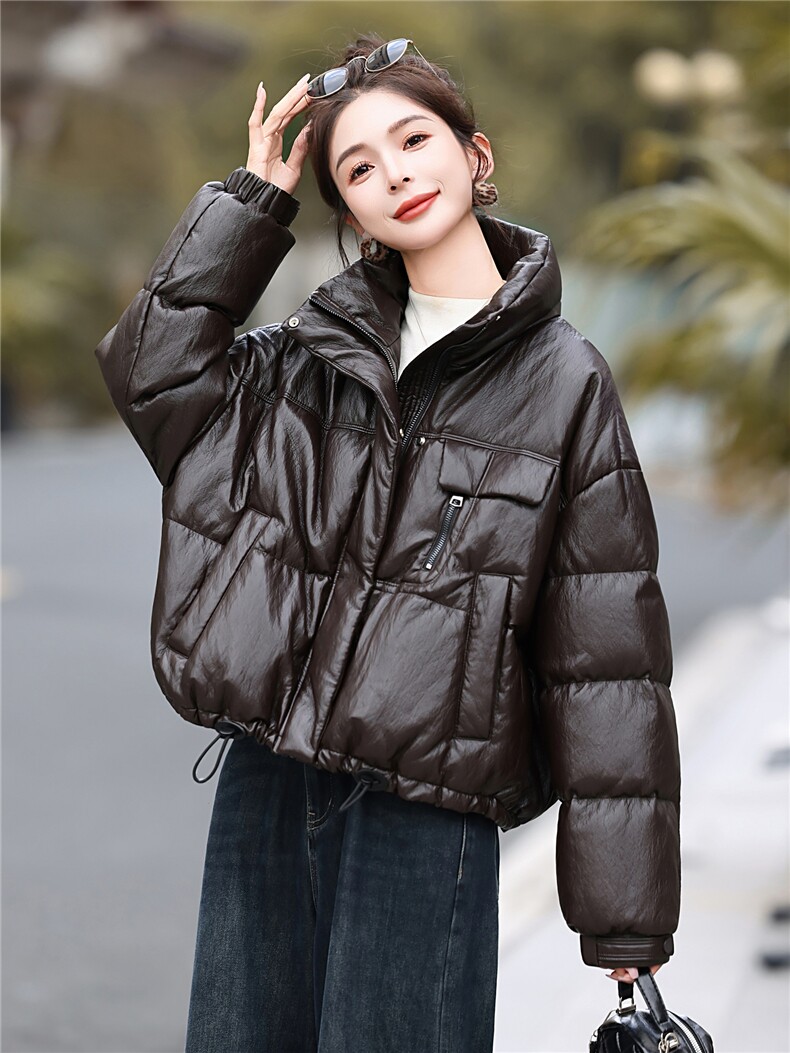 高端柔软蛋白皮时尚羽绒服女免洗立领皮衣时尚韩版时尚2026冬新款,女装羽绒服,意芙
