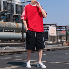 红色