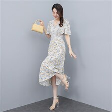 蕾丝雪纺碎花连衣裙女2022夏新款减龄显瘦气质长款长裙，女装连衣裙，雅佳俏