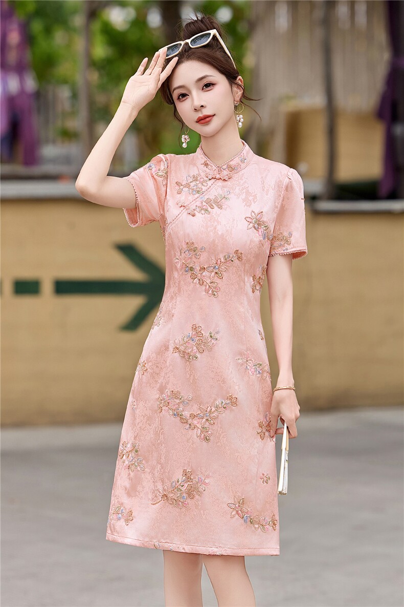 新中式提花短裤套装女2026夏季新款修身显瘦改良旗袍裙重工艺订珠,女装连衣裙,贵人树