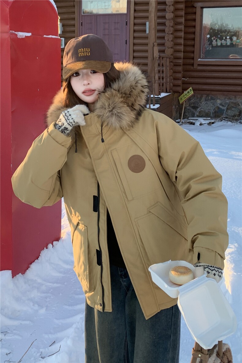 新款大毛领工装羽绒服2D014-10048-P325-K478,女装短外套,2D014