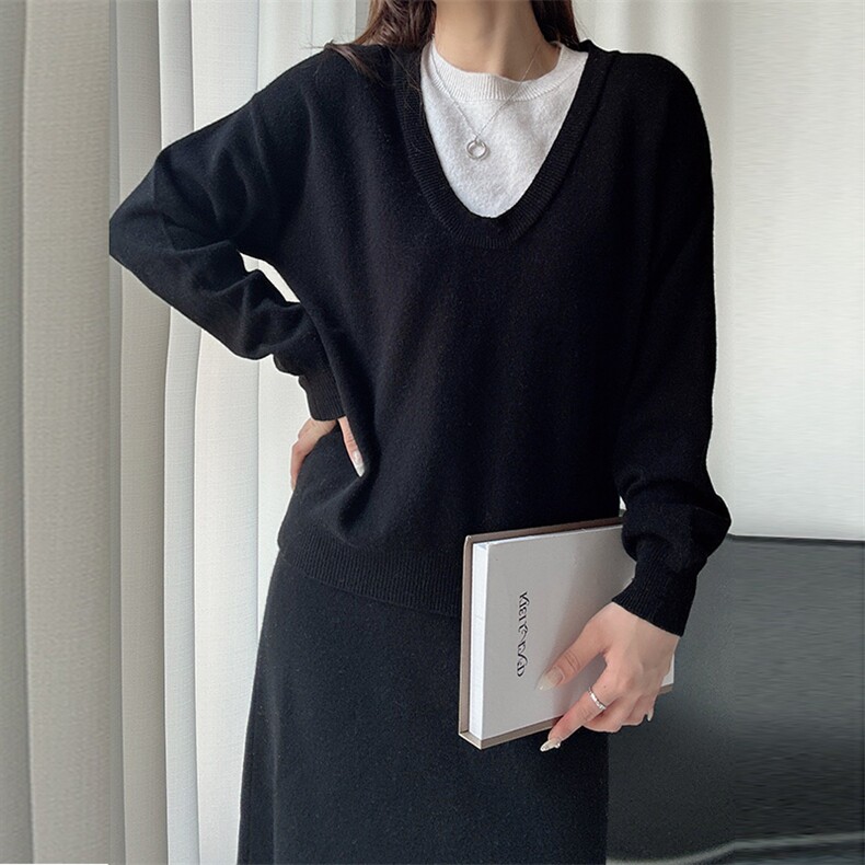 羊范2025春季新款羊毛针织衫女圆领假两件拼色洋气百搭毛衣，女装羊毛衫，臻纶羊绒