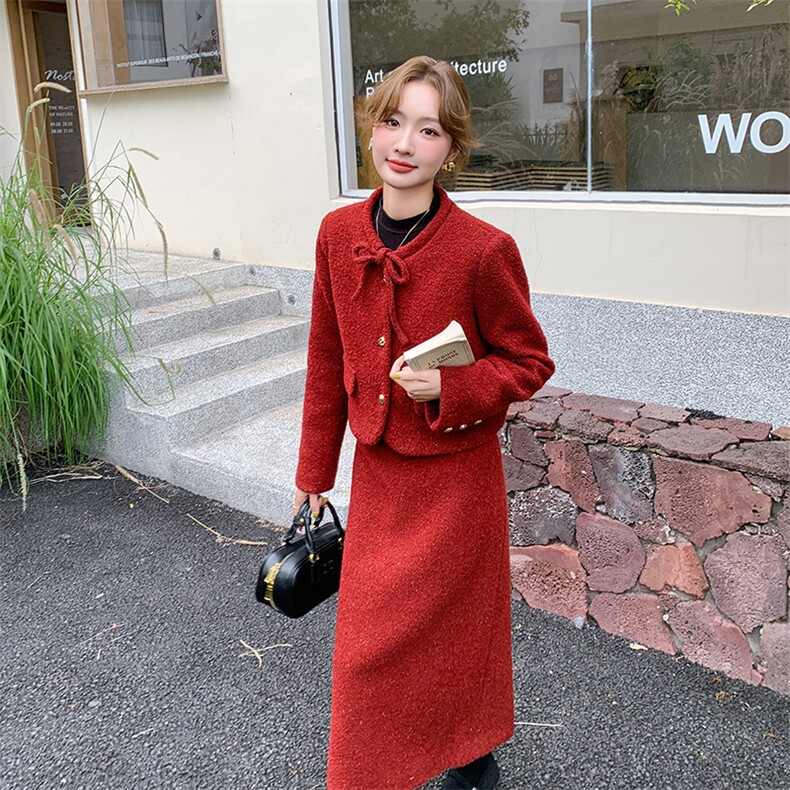 羽绒服两件套2024年冬季新款高级感纯色短外套配半身裙套装女,女装套装/套裙,霓裳依族