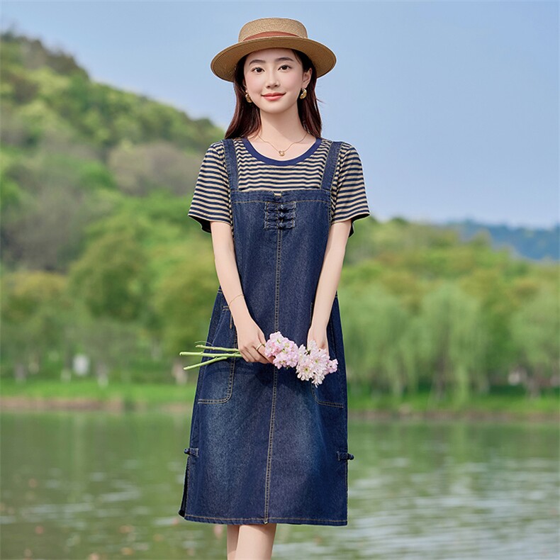 2025夏季女拼接休闲假两件连衣裙遮肉显瘦减龄大码洋气牛仔背带裙,女装连衣裙,利佳可人