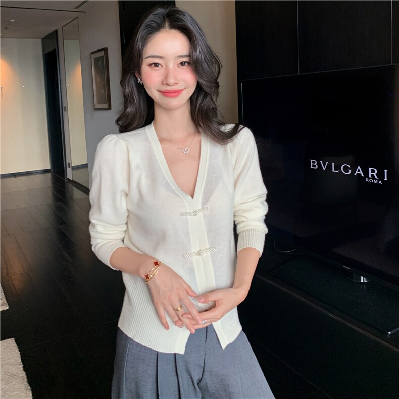 2025秋冬百搭时尚简约v领长袖开衫舒适百搭,女装羊绒衫,玛卡隆羊绒