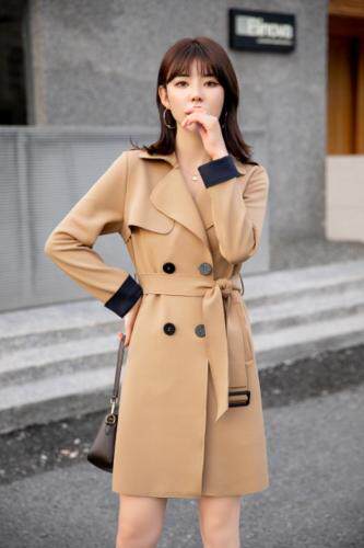 秋装新款上市：针织空气层面料拼色风衣M一XXX乚，女装风衣，拉思维加丝