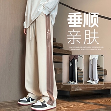 卡其色