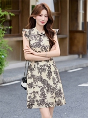 设计感新中式改良旗袍女2026年夏季新款水墨印花帼风连衣裙显瘦，女装连衣裙，意芙