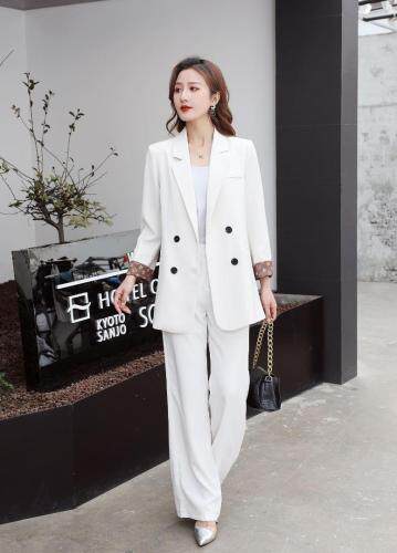 春装新款简单大方小西装，女装西装，倾爽