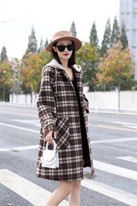 帽子可脱卸双面尼外套一件衣服两种味道。你要的样子我都有图片