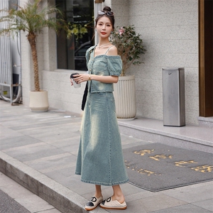 设计感小众牛仔套装裙女2024夏季新款不规则短袖上衣半身裙两件套图片