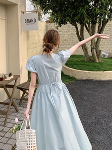法式蓝色泡泡袖方领连衣裙女夏季2025新款高级感气质收腰显瘦长裙图片