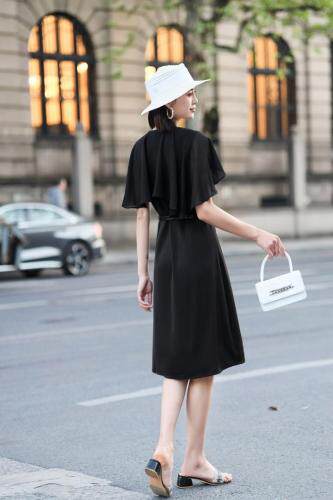 带披肩连衣裙，女装连衣裙，青云阁