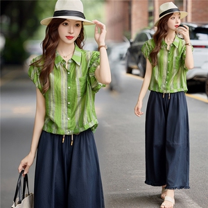2026新款夏装条纹短袖翻领衬衫女士阔腿九分裤两件套时尚洋气套装，女装衬衫，梦懿尔