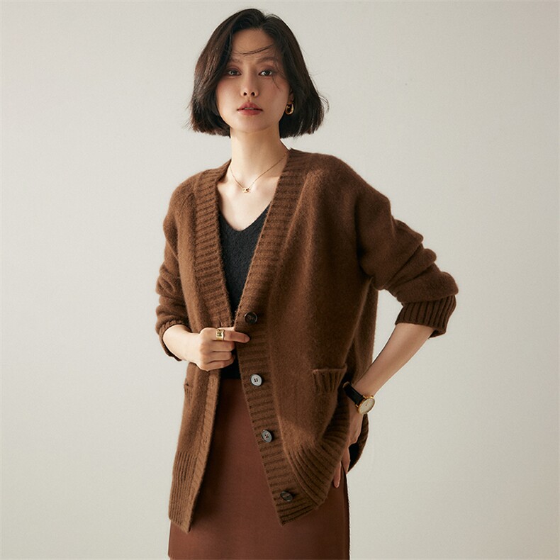 重磅加厚插兜大V领山羊绒开衫女秋冬款中长款毛衣宽松慵懒风外套图片