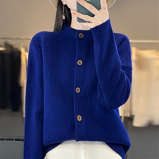 藏青色