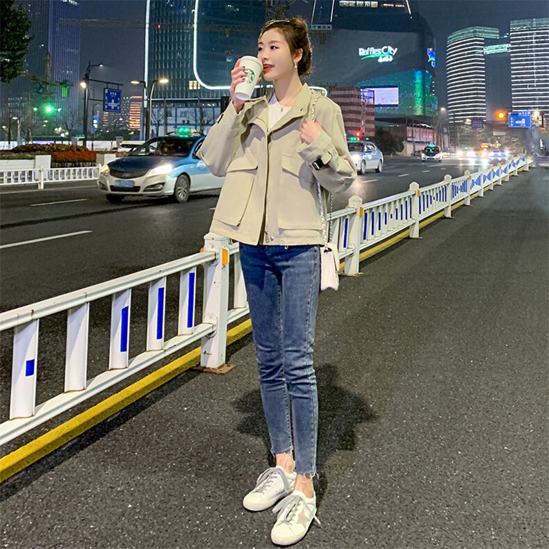 2021春秋季新款气质翻领小香风短款风衣外套,女装风衣,辉之琳
