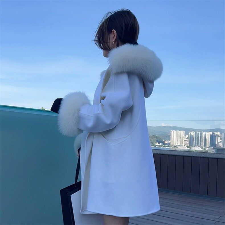 可脱卸狐狸毛领奢华气质双面羊绒大衣女小个子短款连帽毛呢外套,女装双面呢大衣,蒙绒特