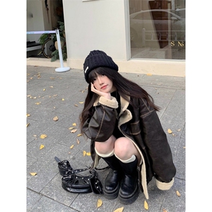 Cuitcuit 秋冬pu面美拉德翻领皮夹克美式复古宽松加厚羊羔绒棉服图片