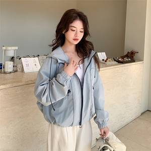 蓝色连帽冲锋衣外套女2025春秋季新款设计感休闲显瘦工装夹克上衣图片