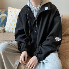 黑色