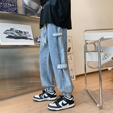 蓝色