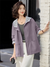 现货，休闲风衣外套女短款2025春秋装新款时尚宽松长袖女士夹克，女装短外套，依万里